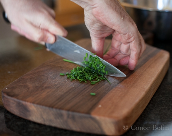 Give the chives the same treatment as the garlic. 